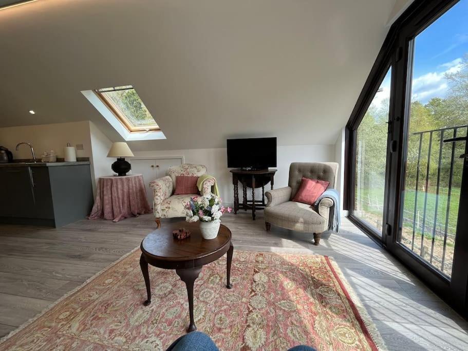 The Stable, Grove End Farm Apartamento Petworth Exterior foto