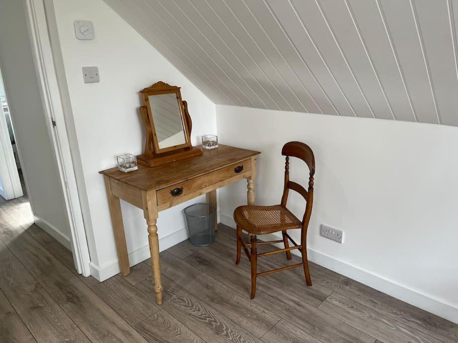 The Stable, Grove End Farm Apartamento Petworth Exterior foto